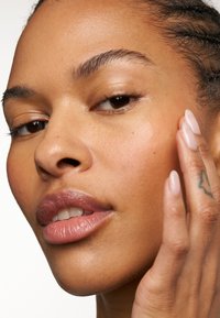 Maybelline New York CHEEK HEAT BLUSH - Blusher - coral amber