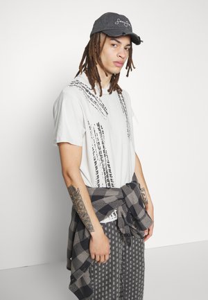 TYRE - Print T-shirt - white