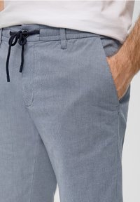 s.Oliver Shorts - tiefblau