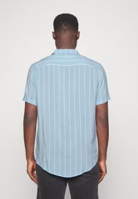 Pier One Camisa - light blue