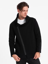 Sort sweatshirt med høj krave, der har en skrå lynlås og lynlåslommer. Fremstillet af blødt materiale med en glat tekstur.