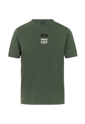 Olivgrünes kurzärmeliges T-Shirt aus strukturiertem Stoff. Es zeigt ein zentrales Logo mit "PRO TEST" und einem Bergmotiv in kontrastierenden Farben.