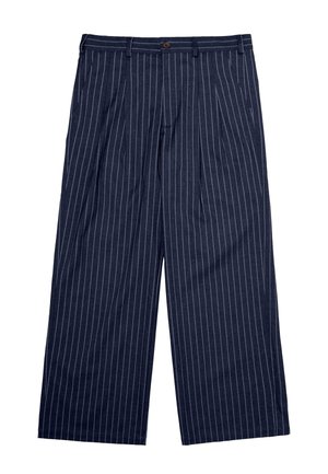 Námořnické modré kalhoty širokého střihu s bílými svislými pruhy, zapínání na knoflík, poutka na pásek a přední záhyby.
