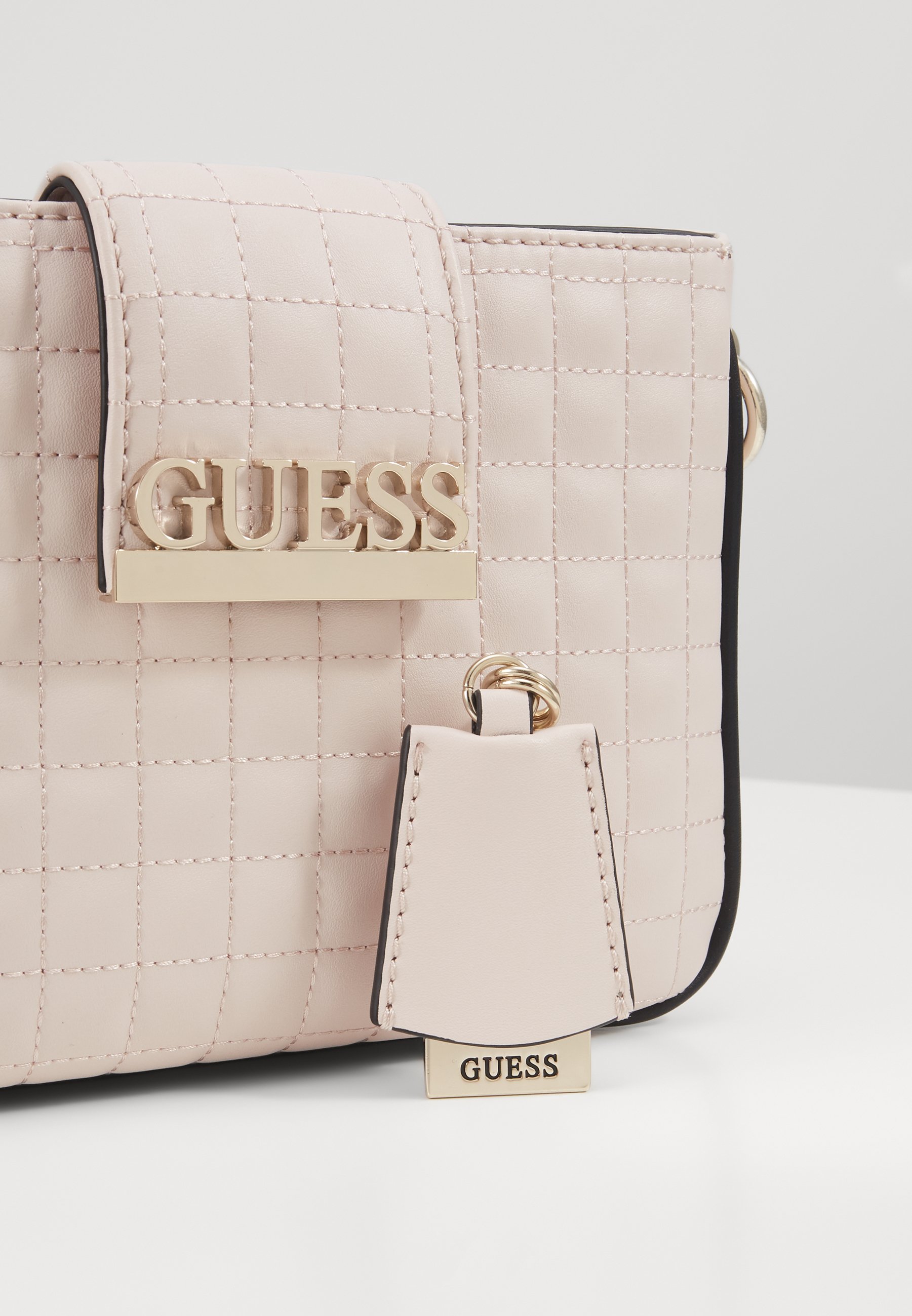 Guess MATRIX ELITE CROSSBODY Skulderveske stone multi Guess MATRIX ELITE CROSSBODY Skulderveske gold Zalando.no