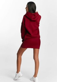 DEF HOODY - Kjole - bordeaux