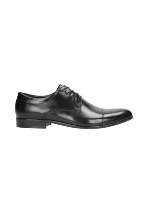 Chaussure habillée pour homme en cuir noir avec bout arrondi et fermeture à lacets, vue de côté extérieur sur fond blanc.