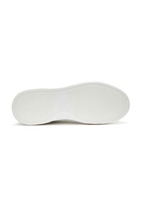 Semelle de sneaker blanche avec un motif de grip texturé, forme arrondie et bords lisses. Le matériau semble durable avec un design épuré et minimaliste.