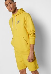 Nike Sportswear REVIVAL HOODIE - Sweatshirt com capuz - vivid sulfur
