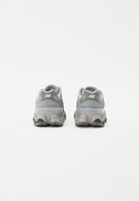 New Balance 9060 - Baskets basses - grey