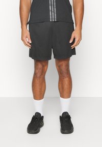 adidas Performance - TRAIN ESSENTIALS SHORTS - Sports shorts - black/white Miniatyrbilde 1