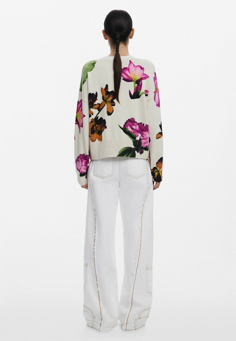 Pull DESIGUAL taille L (D'occasion) à Chez-le-Bart pour CHF 22 - avec