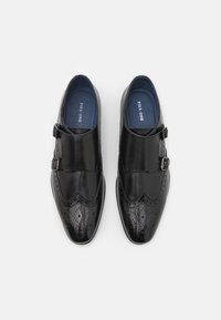 Pier One LEATHER - Pantofi slip-on eleganți - black