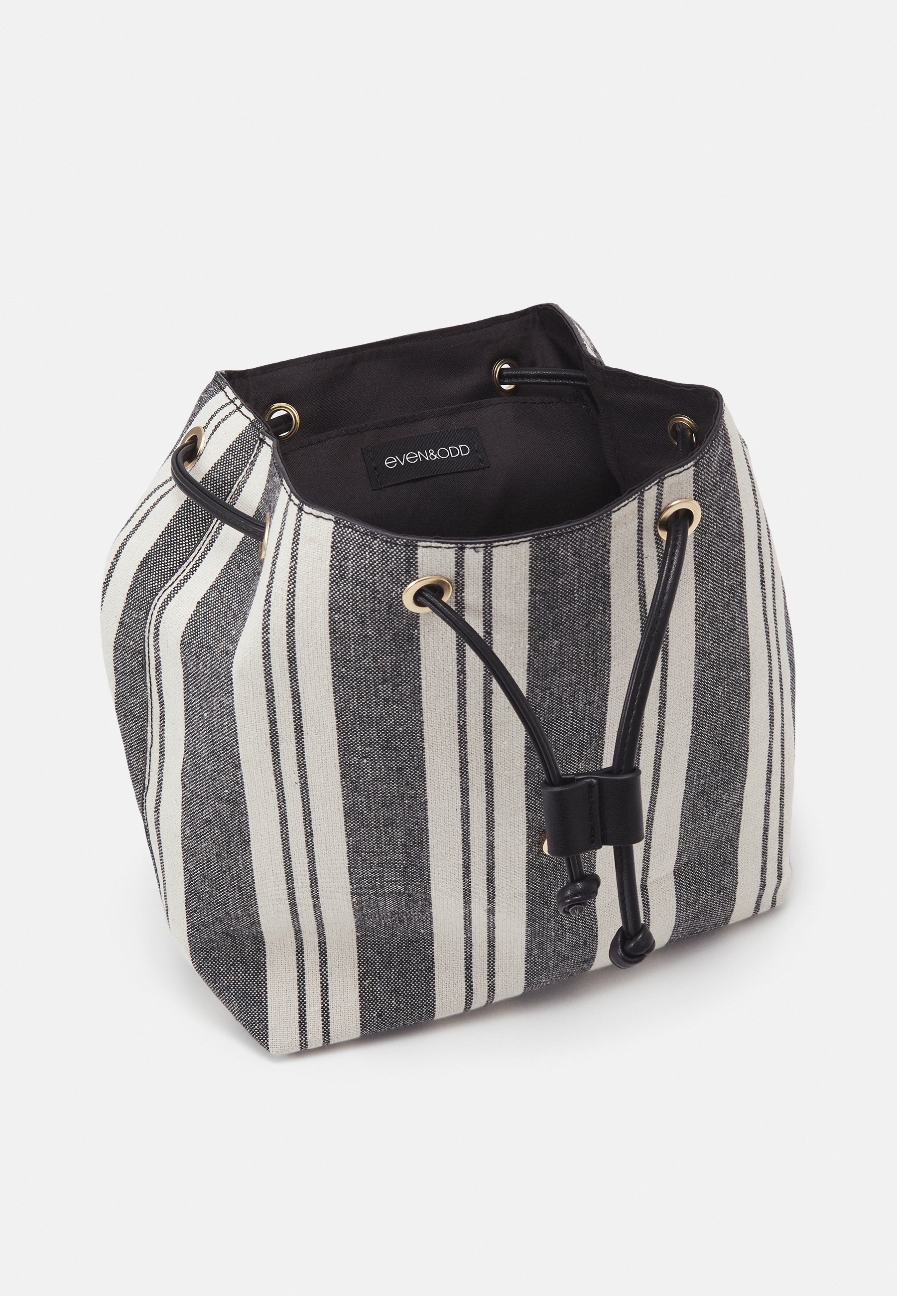 even and odd tagesrucksack