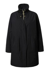 Svart vattentålig jacka med hög krage, guldfärgad hårdvara, dragkedja fram och två sidofickor. Har en avslappnad passform och en mjuk textur.