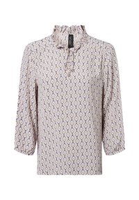 Lavendelbluse mit ruffles am Ausschnitt, Dreiviertelärmeln und geometrischem Muster in Dunkelblau und Creme, aus leichtem Stoff.