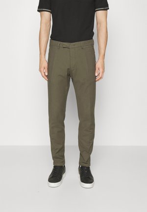 NN.07 Chino - army