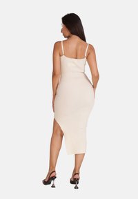 Elara Strickkleid - beige
