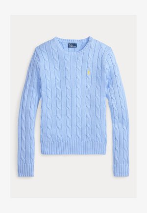 Ανοιχτό μπλε πουλόβερ με πλέξη καλτσοδέτας, μακρυμάνικο, με στρογγυλή λαιμόκοψη και μικρό κίτρινο λογότυπο Polo Ralph Lauren στο αριστερό στήθος.