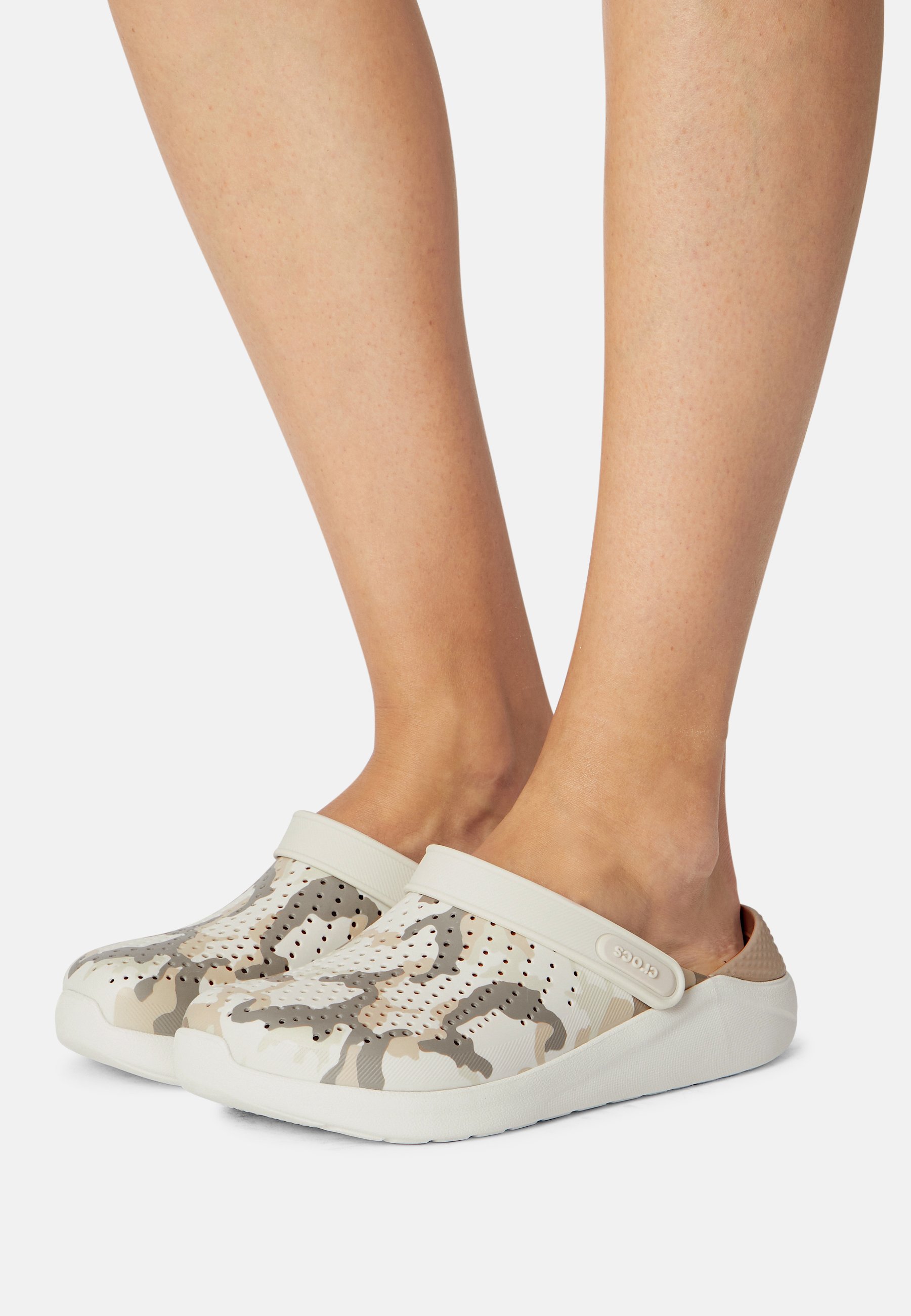 crocs literide camo