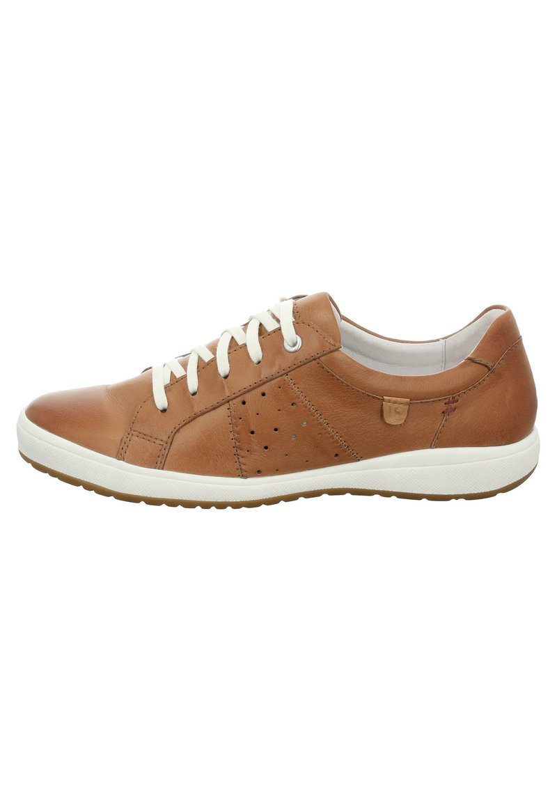 Braune Leder-Sneaker mit weißen Schnürsenkeln, perforiertem Design an der Seite und einer weißen Gummisohle. Verfügt über ein kleines Logo-Element.