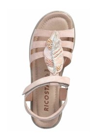 Světle růžové sandály s více pásky, zdobené vícebarevnými korálky a výšivkou listů, s nastavitelným páskem kolem kotníku.