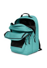 Zaino turchese con interno nero, dotato di un ampio scomparto principale, tasca frontale e chiusure a coulisse. Tessuto liscio e cerniere.