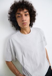 Carhartt WIP DUSTER SCRIPT - T-shirt basique - basalt