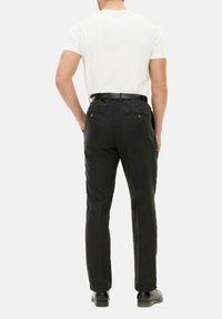Oscar Jacobson DEYTON - Chinos - black
