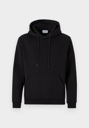 Black hoodie made of cotton-rich fabric, featuring a front pocket, drawstring hood, and ribbed cuffs. Simple and casual design.