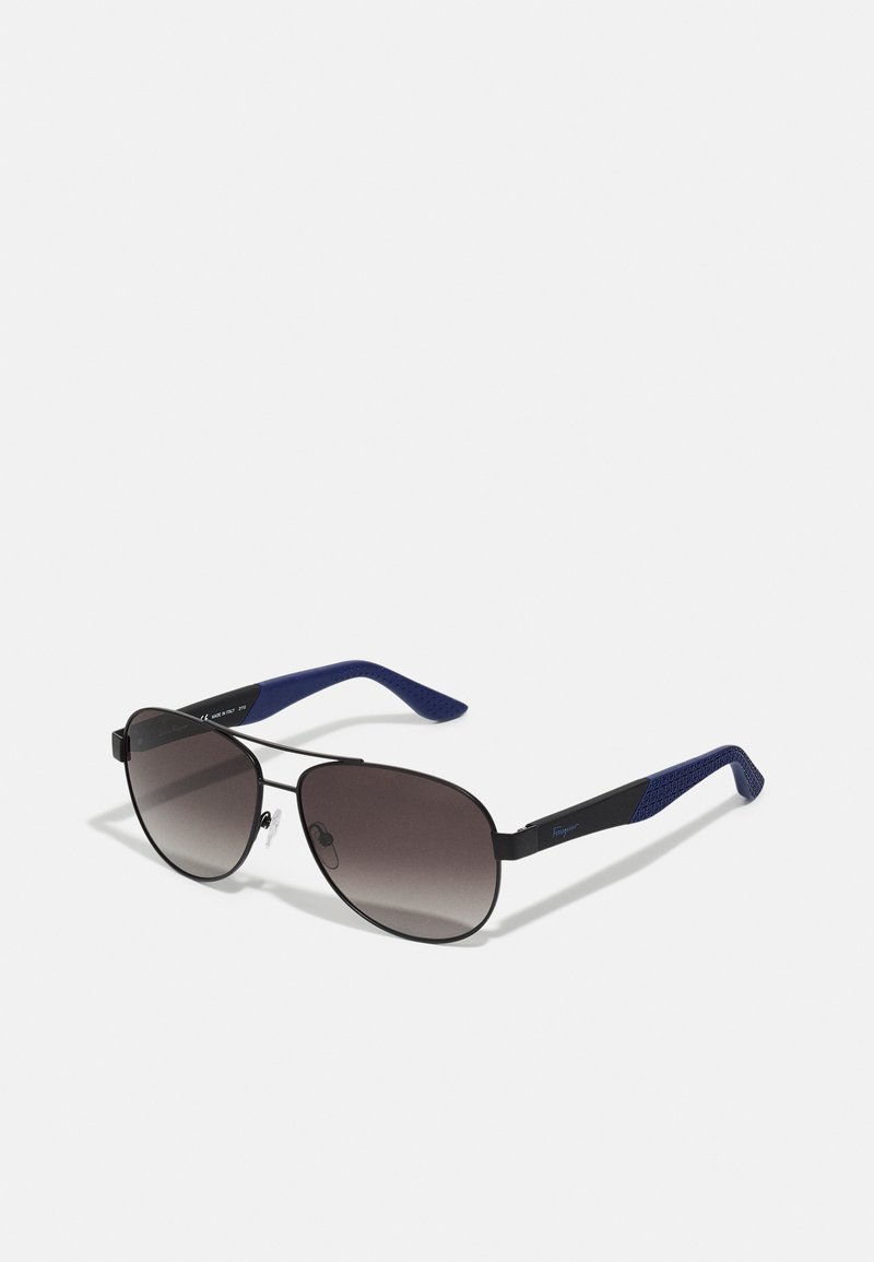 Herren Mützen, Hüte & Caps | Salvatore Ferragamo Sonnenbrille matte black/schwarz - EZ89781 Herren Mützen, Hüte & Caps | Salvatore Ferragamo Sonnenbrille matte black/schwarz - EZ89781
