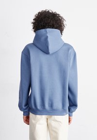 Carhartt WIP HOODED - Felpa con cappuccio - sorrent/white