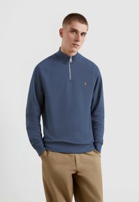 Niewybrane, river bed