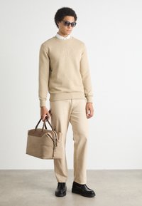 GANT TONAL SHIELD C NECK - Felpa - concrete beige