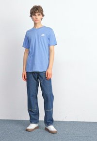 Thumbnail Image 2