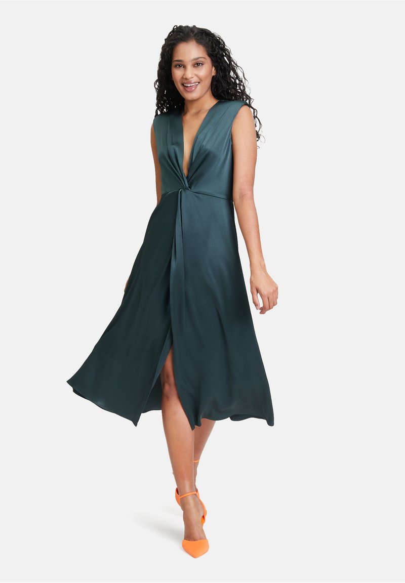 Vera Mont MIT STRUKTUR Robe de jour dusty slate/gris ZALANDO.FR