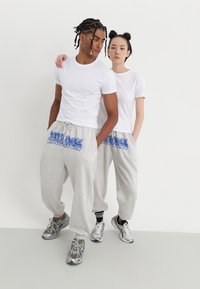Thumbnail Image 2