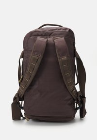 The North Face BASE CAMP VOYAGER DUFFEL 42L UNISEX - Kelioninis krepšys - smokey brown/khaki stone