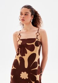 adL HAZEL - Vapaa-ajan mekko - printed brown