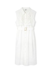 Witte mouwloze jurk met een kraag, voorzien van ingewikkelde borduursels op het lijfje, een taille met riem en een knoopsluiting aan de voorkant.