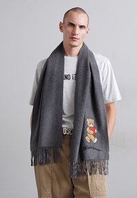 MOSCHINO WINTER SCARF 37X180 UNISEX - Huivi - grey
