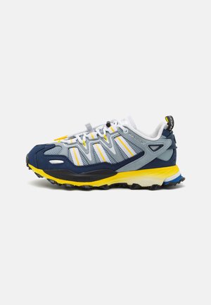 adidas Originals HYPERTURF - Tenisky - light grey/yellow/dark blue