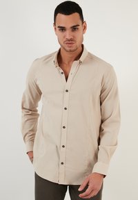 Buratti SLIM FIT - Skjorter - stone