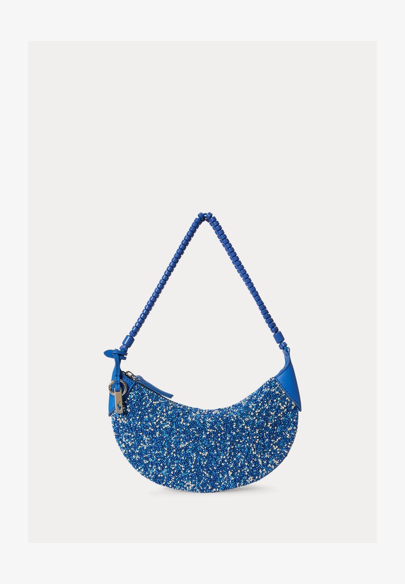 Blaues, halbmondförmiges Handtäschchen, bedeckt mit kleinen blauen und weißen Perlen, mit passendem, mit Perlen besetztem Griff und Reißverschlussverschluss.