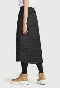 Cellbes of Sweden PADDED PERFECT FOR WINTER - A-lijn rok - black