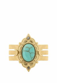 Bracelet en métal doré avec un grand pendentif en turquoise, orné d'un design élaboré, accentué d'une petite pierre précieuse sombre et d'espaces ouverts.