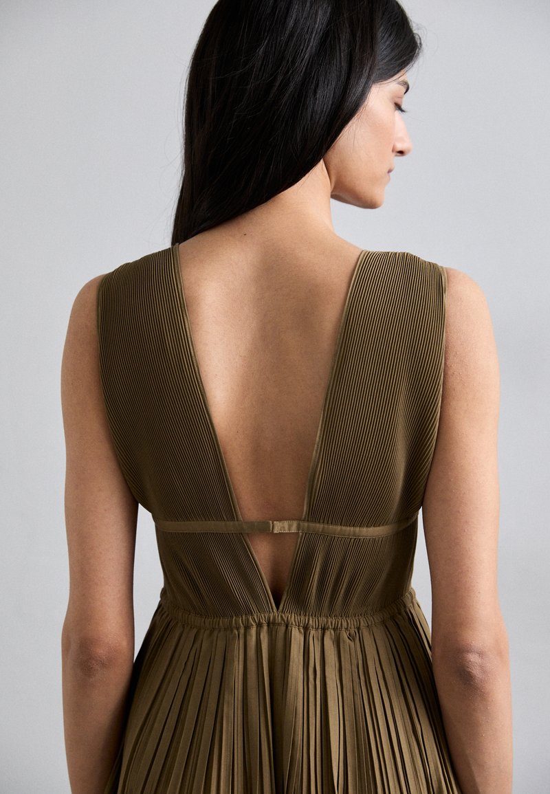 strapless open back dress Lucinda Twist Back Midi Dress Olive main image 1