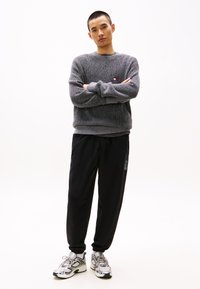 Thumbnail Image 3