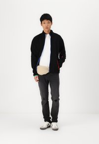 YOURTURN FLEECE JACKET UNISEX - Φλις πουλόβερ - black