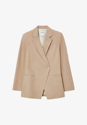 Blazer beige avec une fermeture à un seul bouton, des revers crantés et deux poches avant. Fabriqué à partir d'un tissu lisse et léger.