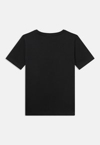 Czarna krótko-sleeve koszulka typu crew neck, wyświetlona na płasko od tyłu, z prostym ściegiem na białym tle.